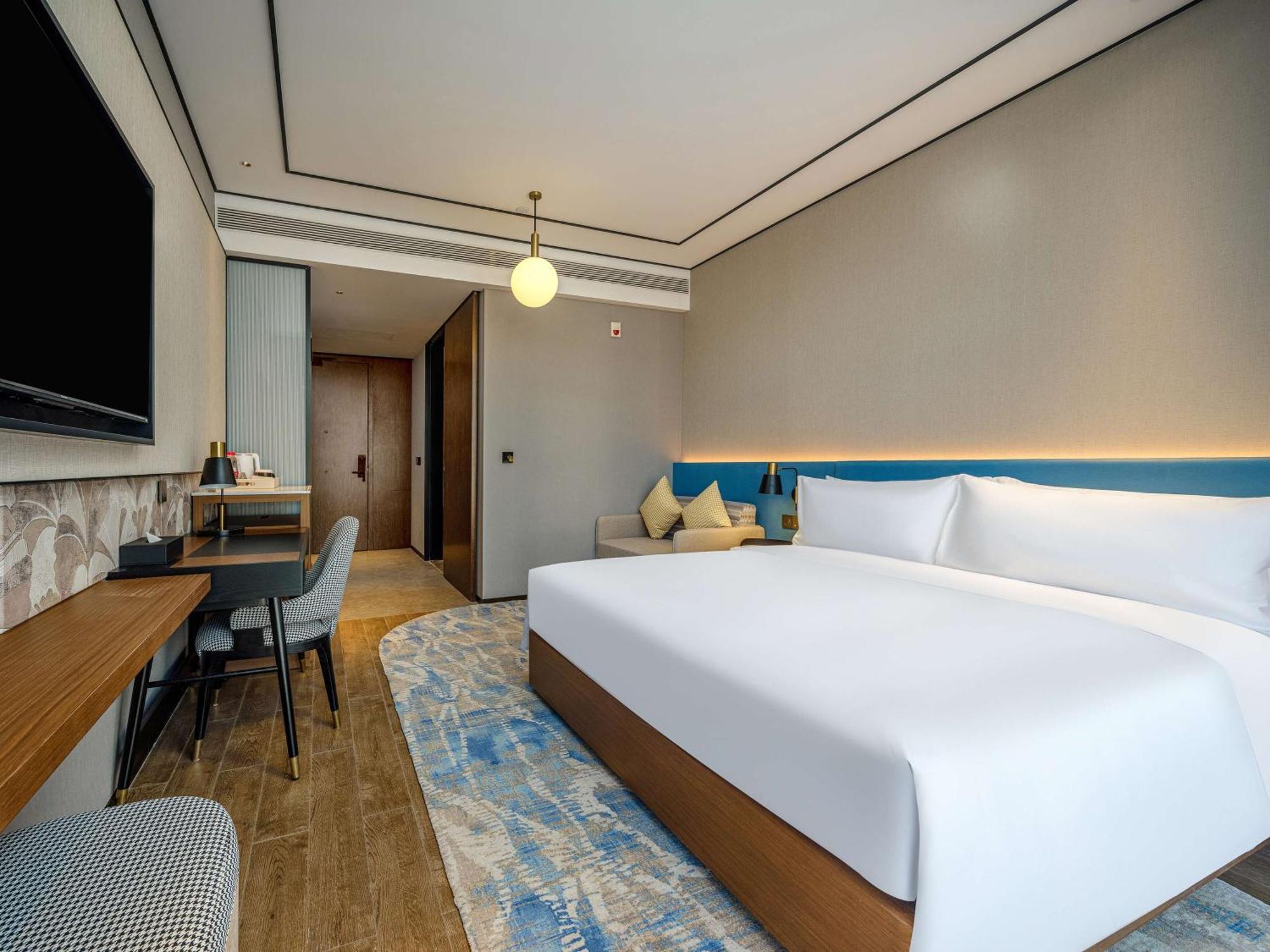 Hilton Garden Inn Beijing Guomao Exteriör bild