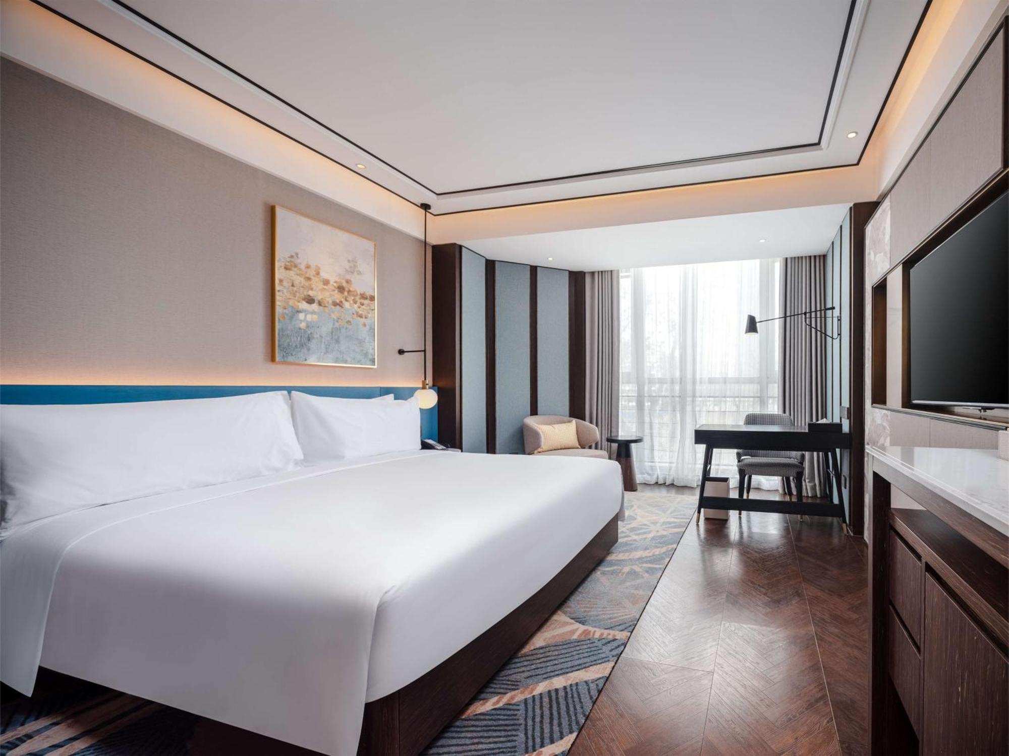 Hilton Garden Inn Beijing Guomao Exteriör bild