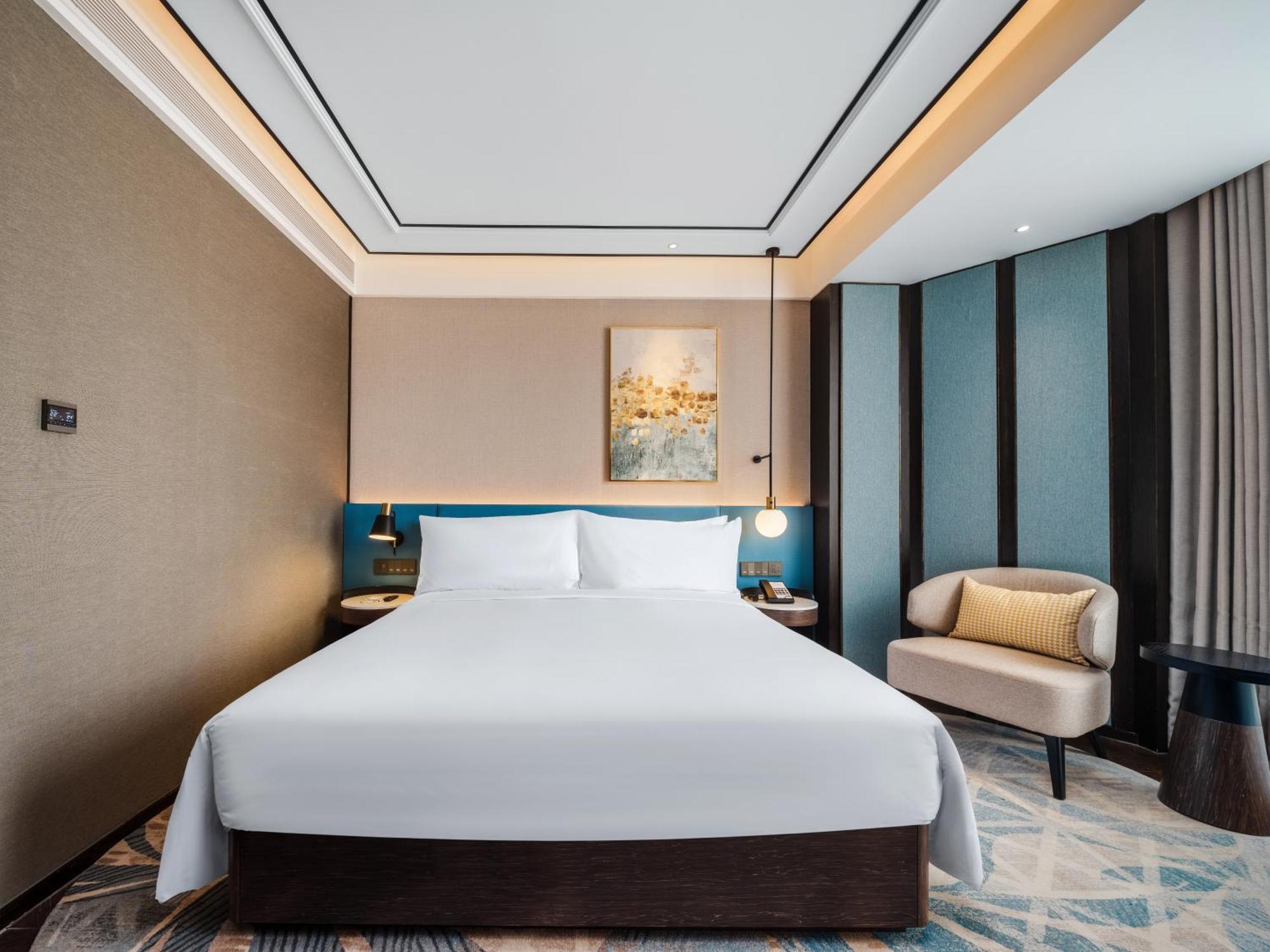 Hilton Garden Inn Beijing Guomao Exteriör bild