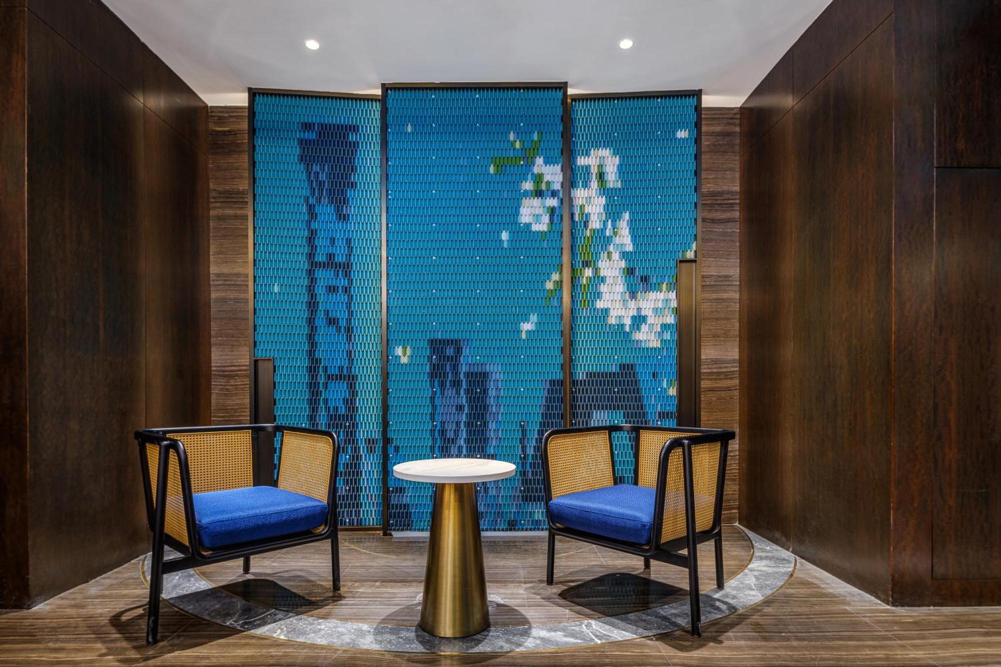 Hilton Garden Inn Beijing Guomao Exteriör bild